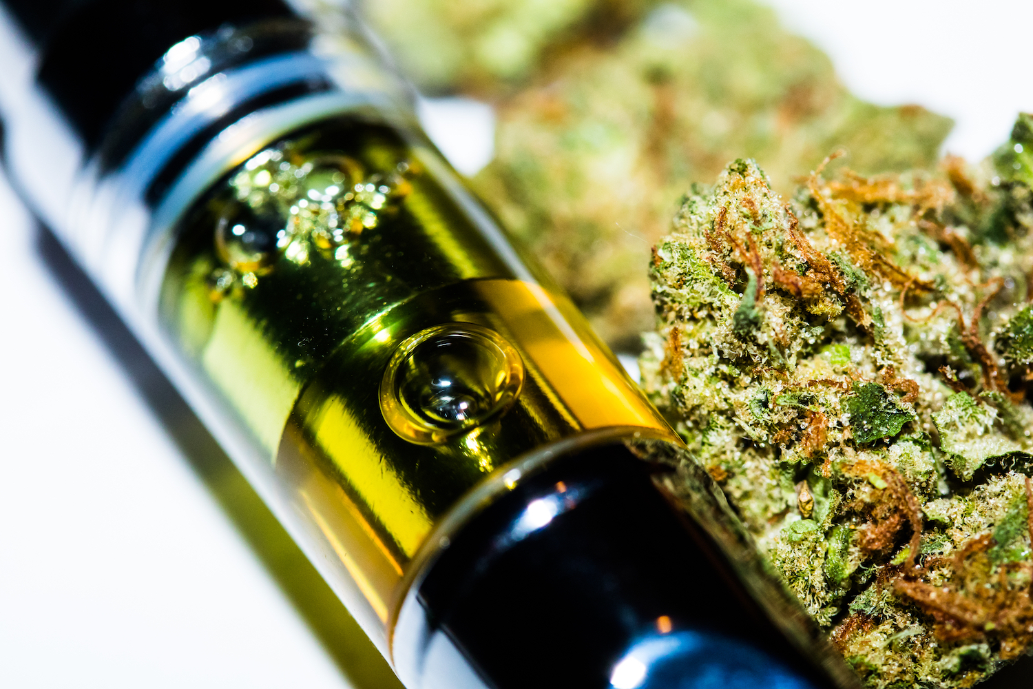 wedding cakes weed